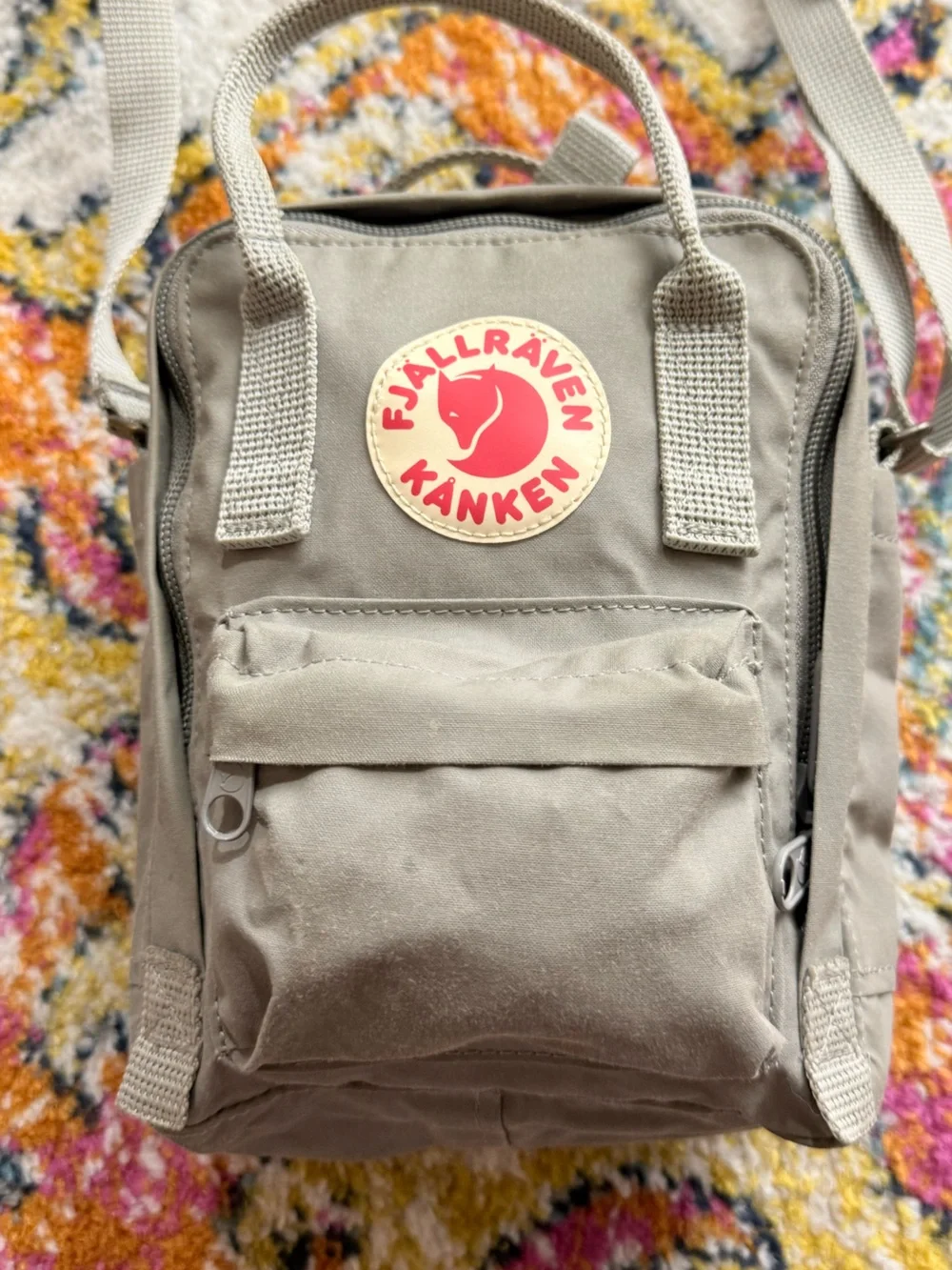 Fjällräven Kånken Sling Bag in Fog